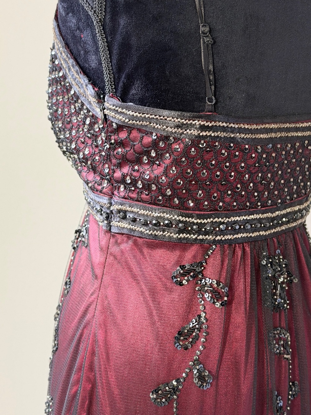 Vintage Sue Wong Embellished Burgundy Beaded Evening Dress - Picture 10 of 14